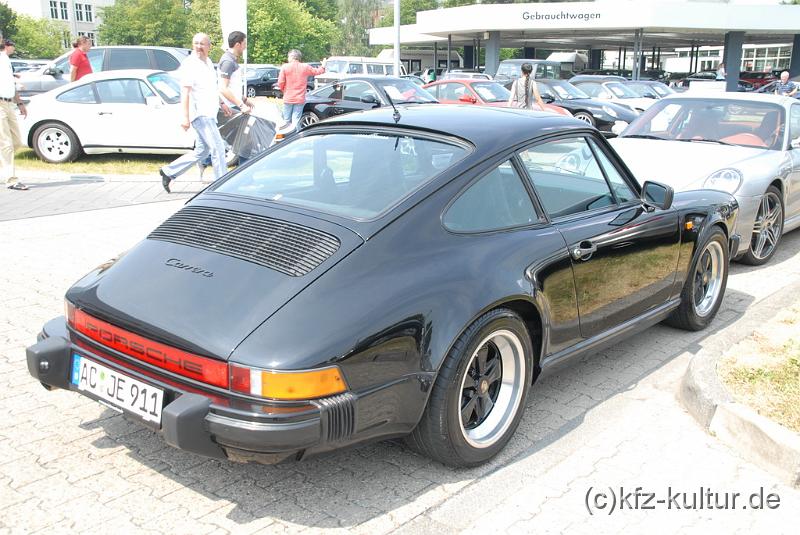 Porsche Zentrum Aachen 8716.JPG